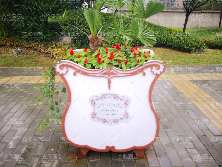 鋁合金花箱、PVC花箱孰好孰壞？