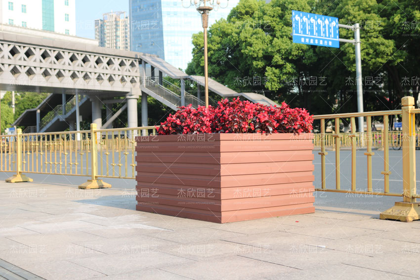 室外花箱和室內(nèi)花箱有什么區(qū)別？
